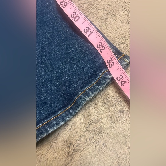 Arden B Dark Wash Mid Rise Distressed Women Flare Premium Denim Jeans Sz8 - Picture 10 of 12